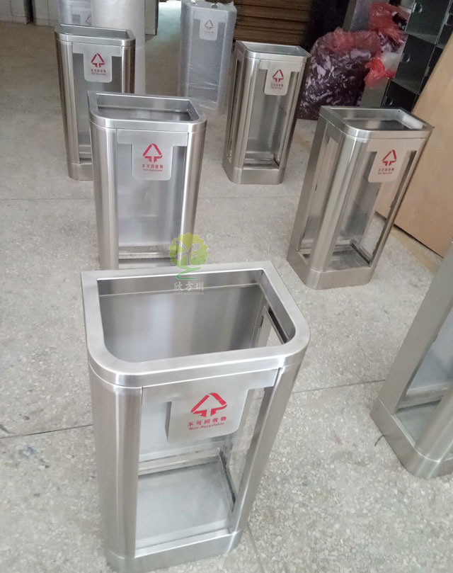 欣方圳車(chē)站高鐵地鐵專(zhuān)用桶工廠(chǎng)批量商場(chǎng)制作圖