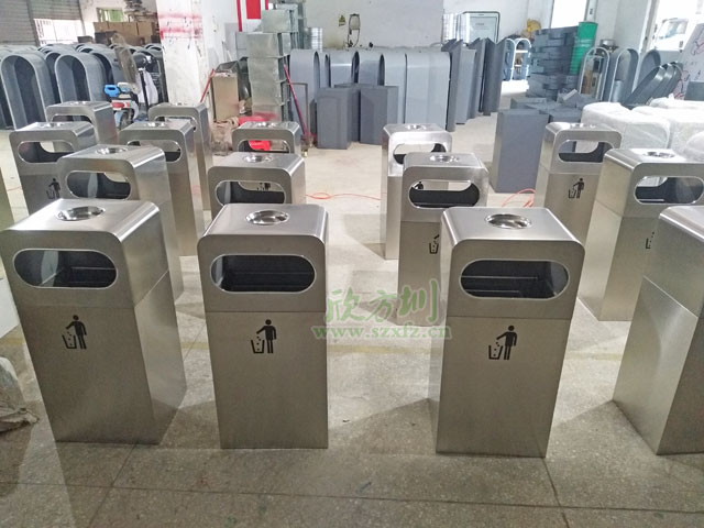 戶(hù)外不銹鋼方形英式果皮箱廠家生產(chǎn)圖