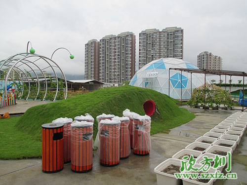 欣方圳鋼木垃圾桶，園林景區(qū)環(huán)境提升的好助手