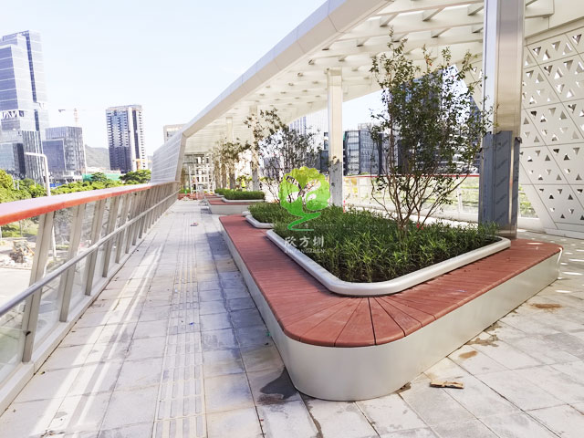 不銹鋼花池坐凳美化深圳前?？缃止珗@G9天橋城市戶外景觀